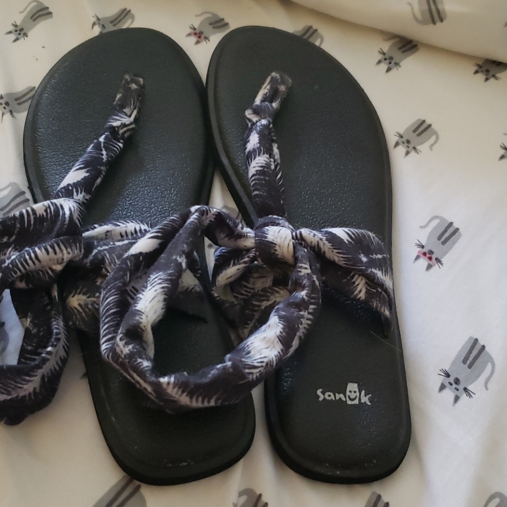 Sanuk Yoga Sandal
